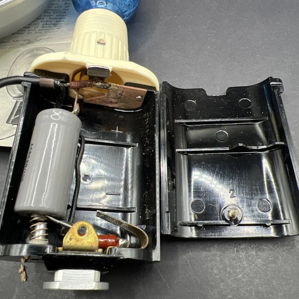 Vintage‎ 1950s Kodak Kodablitz Flash Unit With Original Pouch & Manual GERMANY
